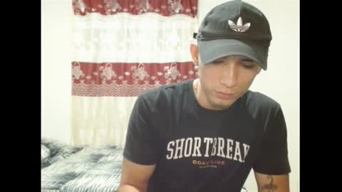 thiago_deseo69 online show from February 5, 2026, 1:32 am