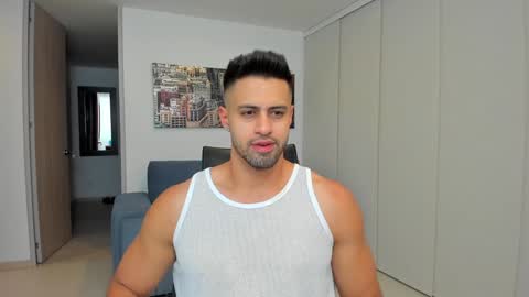 thiago_driussi online show from February 4, 2025, 2:28 am