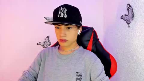 Snapshot of thiago_dv chatting on February 6, 2026, 9:40 pm Thiago online show from February 6, 2026, 9:40 pm