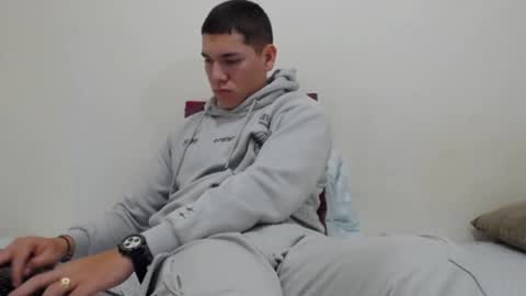 Thiago independent model online show from January 7, 2025, 11:16 am