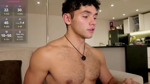 Snapshot of thiago_l chatting on May 29, 2026, 11:25 pm Just Thiago online show from May 29, 2026, 11:25 pm