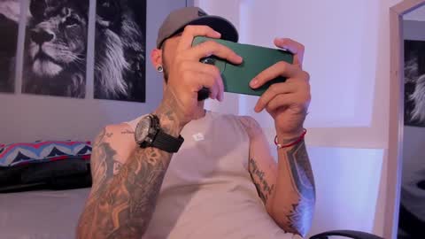 Snapshot of thiago_nowak2 chatting on December 5, 2024, 5:59 am Thiago online show from December 5, 2024, 5:59 am