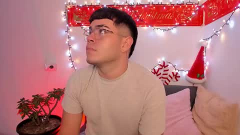 thiago_occonor online show from November 24, 2025, 1:27 am