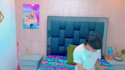 thiago_twink38 online show from October 22, 2025, 4:13 am