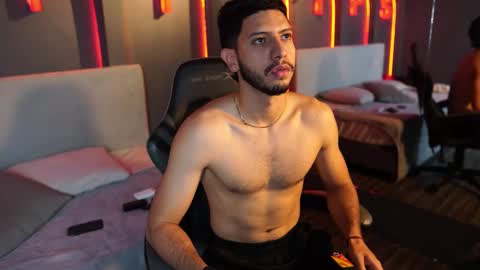 Snapshot of thiago_voss chatting on January 15, 2026, 12:32 pm Thiago online show from January 15, 2026, 12:32 pm