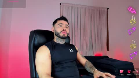 Snapshot of thiagoferrari1 chatting on November 24, 2025, 5:18 am thiago online show from November 24, 2025, 5:18 am