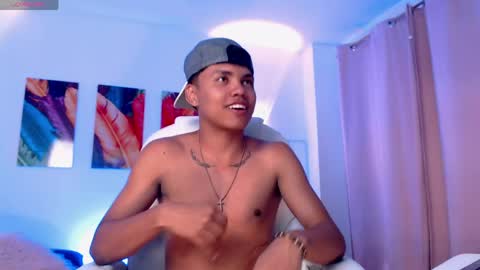 Thiago online show from April 24, 2026, 11:51 pm