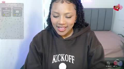  thiana  online show from October 14, 2025, 3:18 am