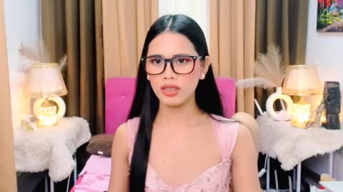 Snapshot of thianna_soft chatting on November 10, 2025, 1:37 am thianna_soft online show from November 10, 2025, 1:37 am