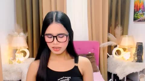 Snapshot of thianna_soft chatting on November 18, 2025, 3:12 am thianna_soft online show from November 18, 2025, 3:12 am