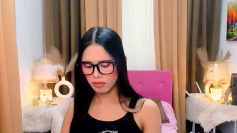 Snapshot of thianna_soft chatting on November 19, 2025, 4:45 am thianna_soft online show from November 19, 2025, 4:45 am