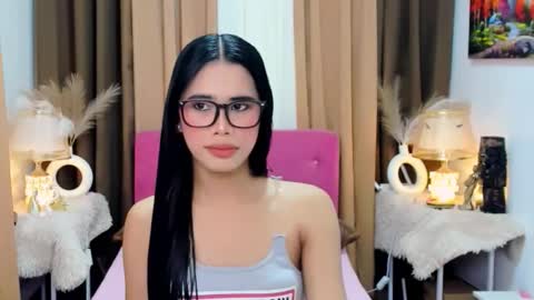 Snapshot of thianna_soft chatting on November 25, 2025, 5:29 am thianna_soft online show from November 25, 2025, 5:29 am