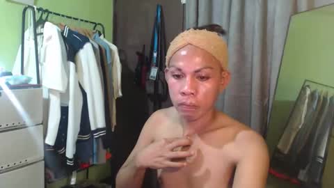 gil online show from October 6, 2025, 1:08 pm