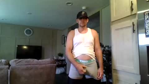 Snapshot of thick_dick11 chatting on July 13, 2026, 2:42 pm Val online show from July 13, 2026, 2:42 pm