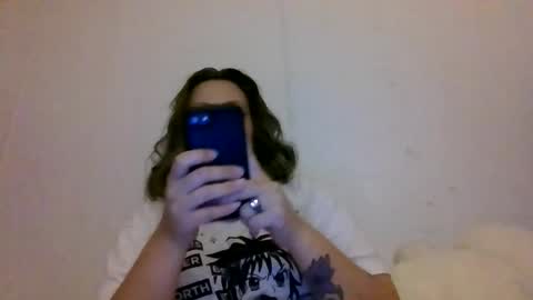 thickassazn93 online show from November 18, 2025, 11:47 am