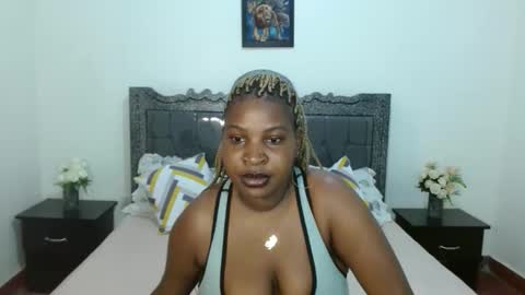 Snapshot of thickebonie chatting on March 28, 2026, 3:33 pm Nikita online show from March 28, 2026, 3:33 pm