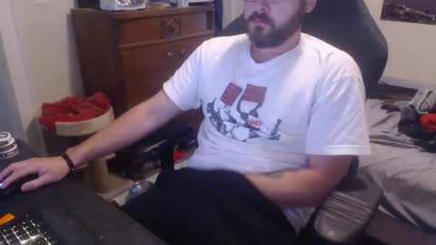 Snapshot of thickgarrett chatting on November 6, 2025, 1:01 pm thickgarrett online show from November 6, 2025, 1:01 pm