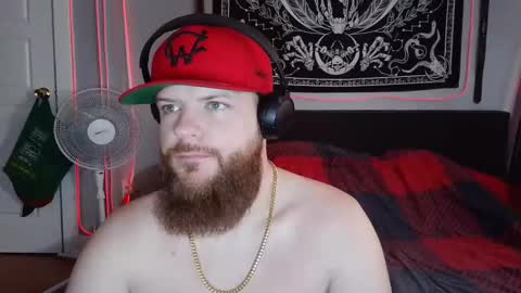 ThickHandsomeMan online show from December 31, 2024, 12:25 pm