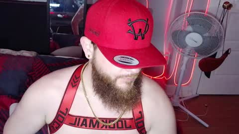 ThickHandsomeMan online show from January 3, 2025, 4:55 am