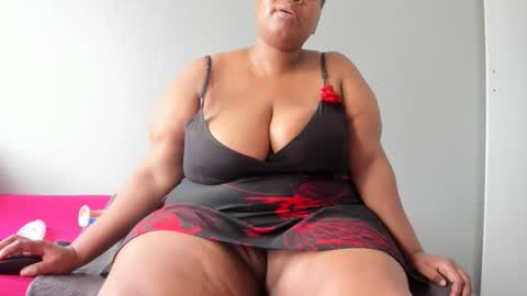thickleeyanax online show from December 23, 2024, 6:33 am
