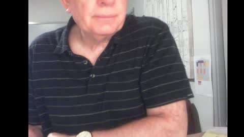 Snapshot of thickmelnik chatting on December 2, 2024, 1:35 pm James online show from December 2, 2024, 1:35 pm