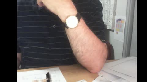 Snapshot of thickmelnik chatting on December 4, 2024, 2:04 pm James online show from December 4, 2024, 2:04 pm