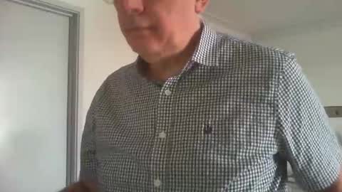 Snapshot of thickmelnik chatting on December 26, 2024, 1:18 am James online show from December 26, 2024, 1:18 am