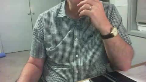 Snapshot of thickmelnik chatting on December 26, 2024, 1:32 pm James online show from December 26, 2024, 1:32 pm
