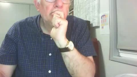 Snapshot of thickmelnik chatting on December 29, 2024, 1:17 pm James online show from December 29, 2024, 1:17 pm
