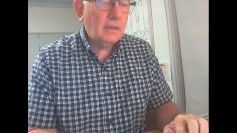 Snapshot of thickmelnik chatting on December 30, 2024, 11:37 am James online show from December 30, 2024, 11:37 am