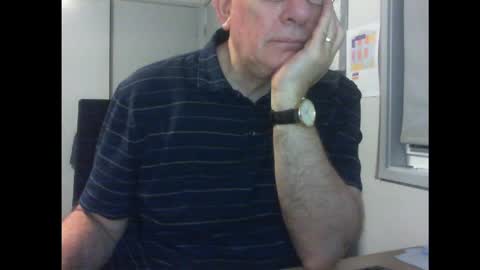 Snapshot of thickmelnik chatting on January 1, 2025, 2:20 pm James online show from January 1, 2025, 2:20 pm