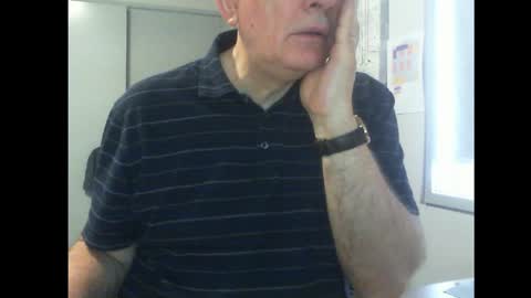 Snapshot of thickmelnik chatting on January 1, 2025, 11:40 pm James online show from January 1, 2025, 11:40 pm