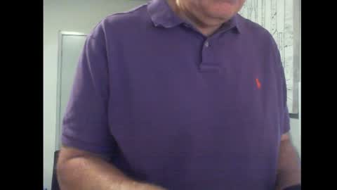 Snapshot of thickmelnik chatting on January 19, 2025, 2:47 am James online show from January 19, 2025, 2:47 am