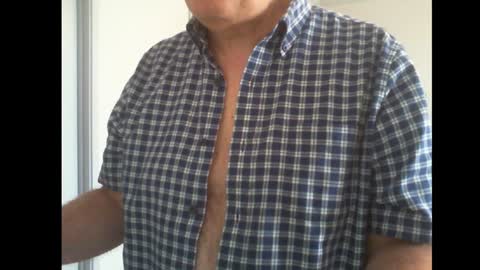 Snapshot of thickmelnik chatting on February 2, 2025, 1:45 am James online show from February 2, 2025, 1:45 am