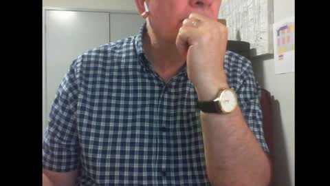 Snapshot of thickmelnik chatting on February 2, 2025, 2:02 pm James online show from February 2, 2025, 2:02 pm