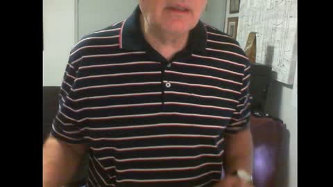 Snapshot of thickmelnik chatting on February 3, 2025, 11:58 pm James online show from February 3, 2025, 11:58 pm