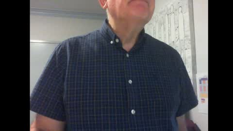 Snapshot of thickmelnik chatting on February 8, 2025, 3:52 am James online show from February 8, 2025, 3:52 am