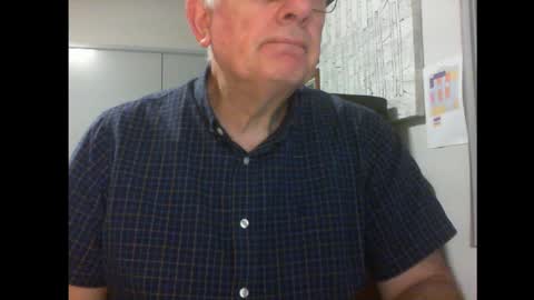 Snapshot of thickmelnik chatting on February 8, 2025, 12:39 pm James online show from February 8, 2025, 12:39 pm