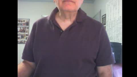 Snapshot of thickmelnik chatting on February 13, 2025, 11:37 pm James online show from February 13, 2025, 11:37 pm