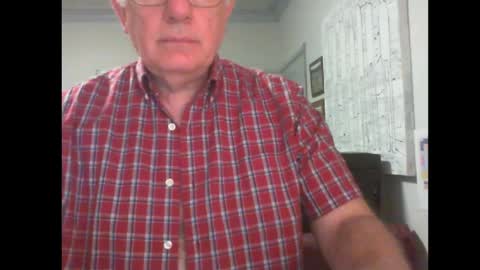 Snapshot of thickmelnik chatting on February 14, 2025, 12:47 pm James online show from February 14, 2025, 12:47 pm
