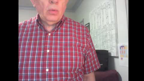 Snapshot of thickmelnik chatting on February 19, 2025, 1:50 pm James online show from February 19, 2025, 1:50 pm