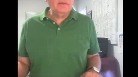 Snapshot of thickmelnik chatting on February 24, 2025, 11:09 pm James online show from February 24, 2025, 11:09 pm