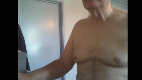 Snapshot of thickmelnik chatting on March 8, 2025, 12:44 am James online show from March 8, 2025, 12:44 am