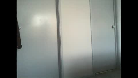 Snapshot of thickmelnik chatting on May 16, 2026, 6:43 am James online show from May 16, 2026, 6:43 am