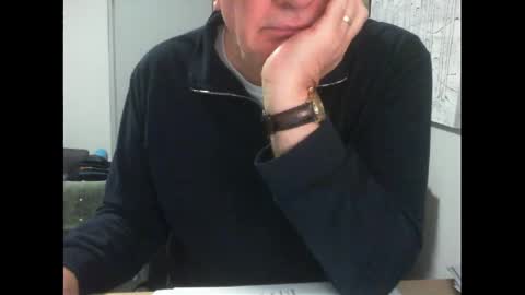 Snapshot of thickmelnik chatting on May 19, 2026, 5:47 am James online show from May 19, 2026, 5:47 am