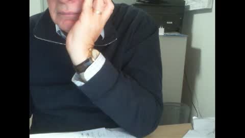 Snapshot of thickmelnik chatting on June 30, 2026, 1:23 pm James online show from June 30, 2026, 1:23 pm