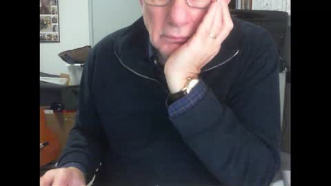 Snapshot of thickmelnik chatting on July 4, 2026, 3:07 pm James online show from July 4, 2026, 3:07 pm
