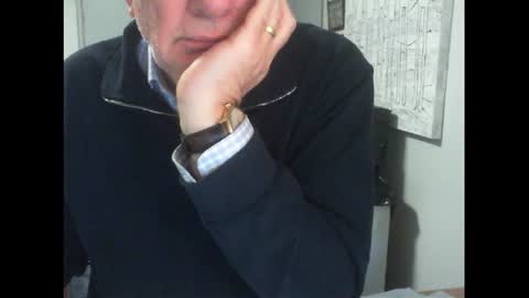 Snapshot of thickmelnik chatting on July 10, 2026, 5:56 am James online show from July 10, 2026, 5:56 am