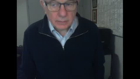 Snapshot of thickmelnik chatting on July 15, 2026, 2:39 am James online show from July 15, 2026, 2:39 am