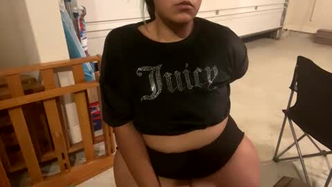 thickmorena online show from November 8, 2025, 5:29 am